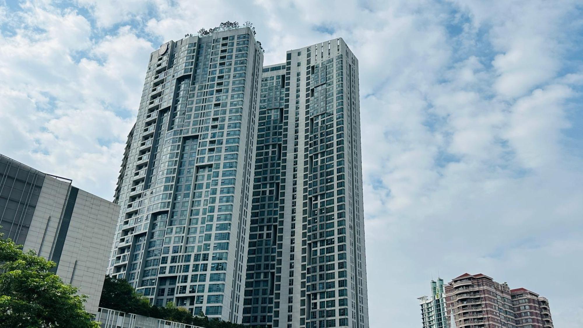 Skyline View In Bukit Bintang The Robertson 42F — Photos 3